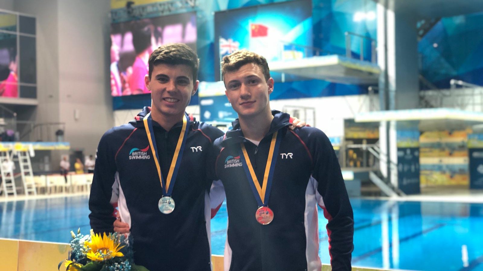 Dixon and Williams take World Junior silver | British Swimming