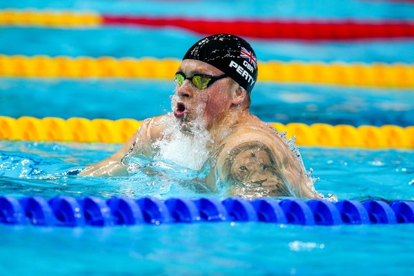 Английский swim. Adam Peaty. ЕГЭ картинка футбол и плавание английский.