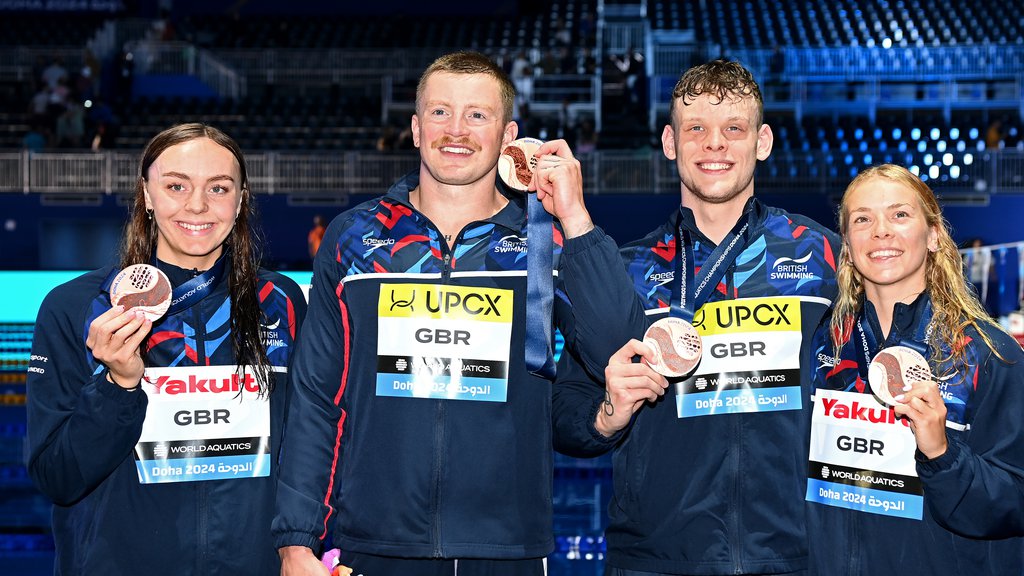 Mixed medley relay team bring home bronze | Swimming News | British ...